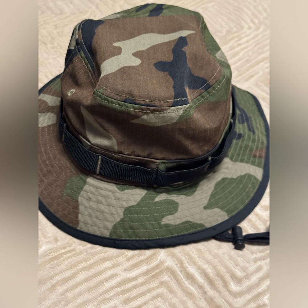 Nike Core Boonie Bucket Hat Adult Unisex SZ S/M Green
Camo DM3331-222 - Picture 3 of 5